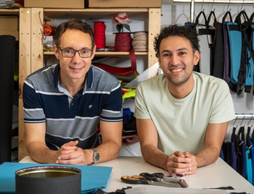 Bolsos y mochilas hechos a mano con tejidos singulares