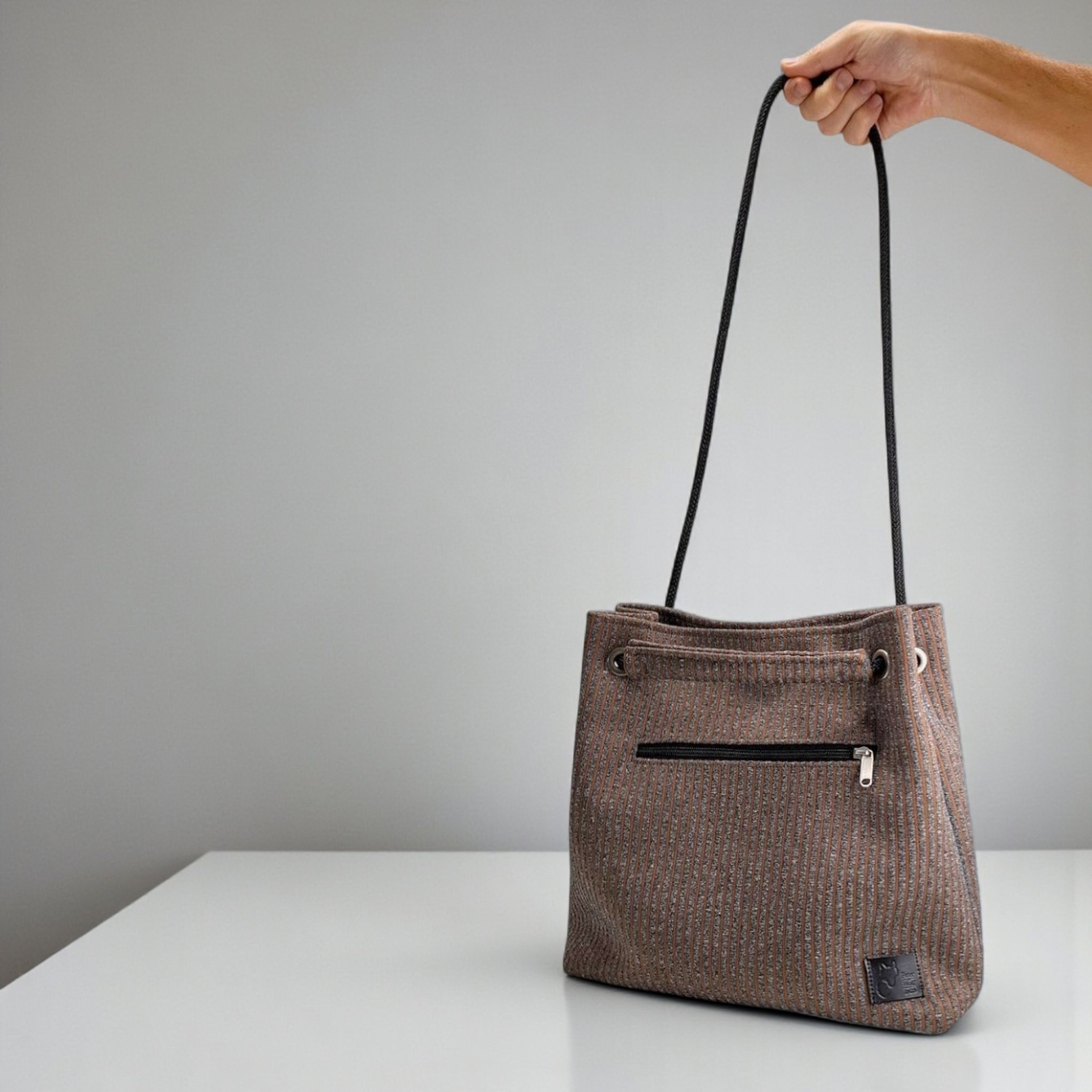 Bolso Kraft tejido Stone gris y cobre